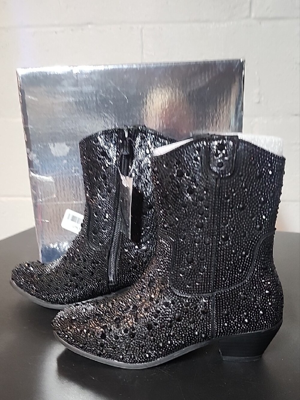 Badgley Mischka Black Girls Dress Boots - Picture 7 of 9